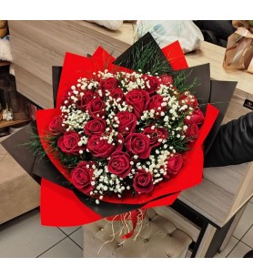 25 Gül Buketi
